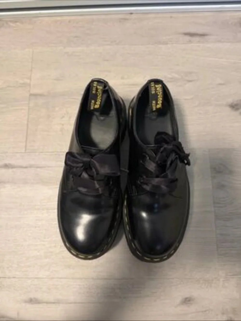 Dr. Martens Black Holly Platform shoes